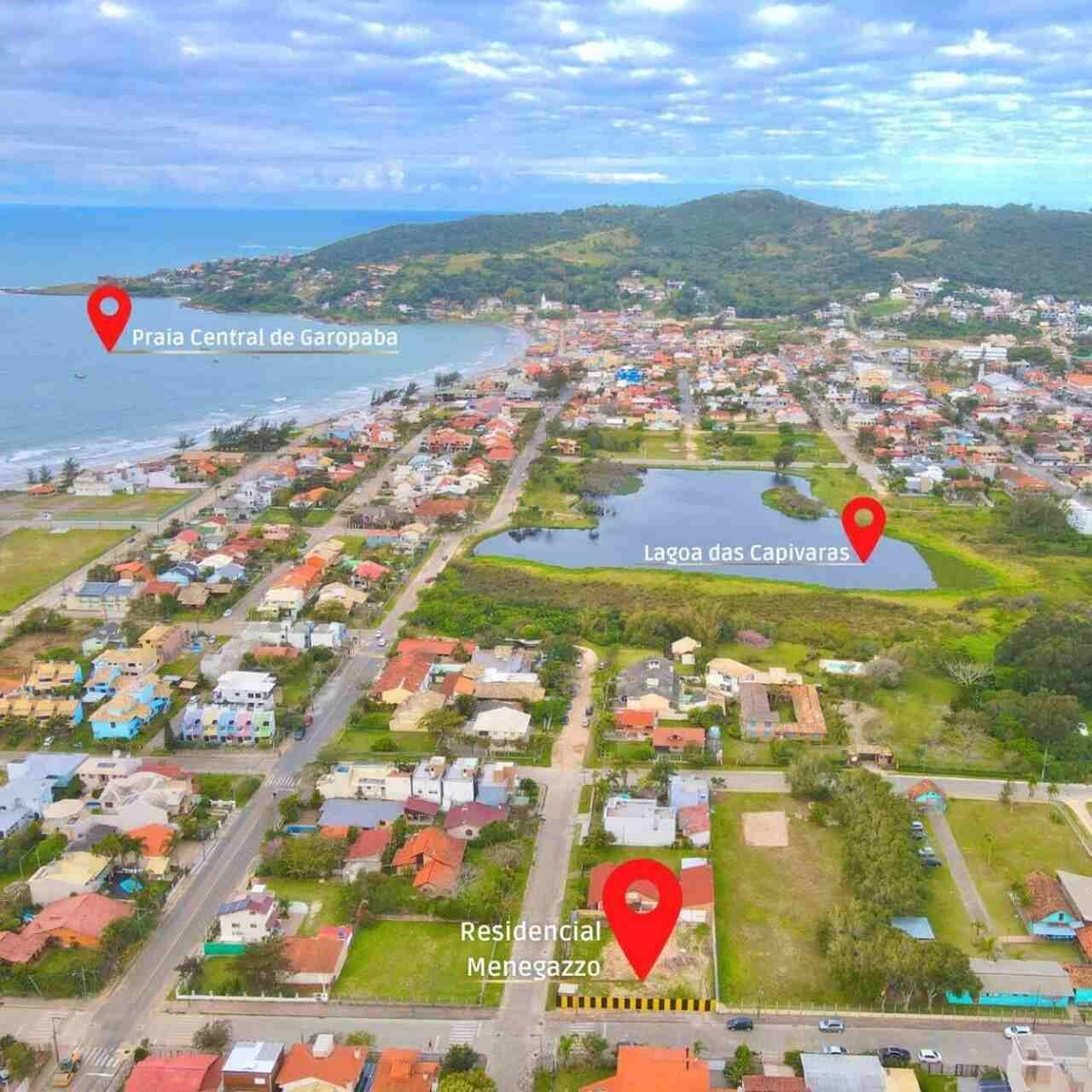 No centro de Garopaba, Residencial Menegazzo