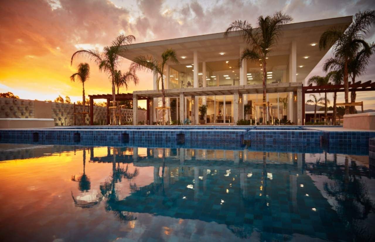 Condomínio Aqualina Lake Club
