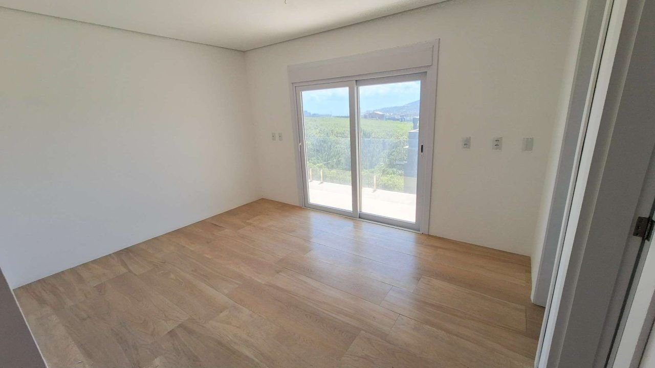 Casa em Garopaba com vista mar à venda!