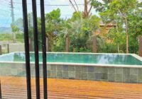 casa-com-piscina-praia-do-rosa-venda