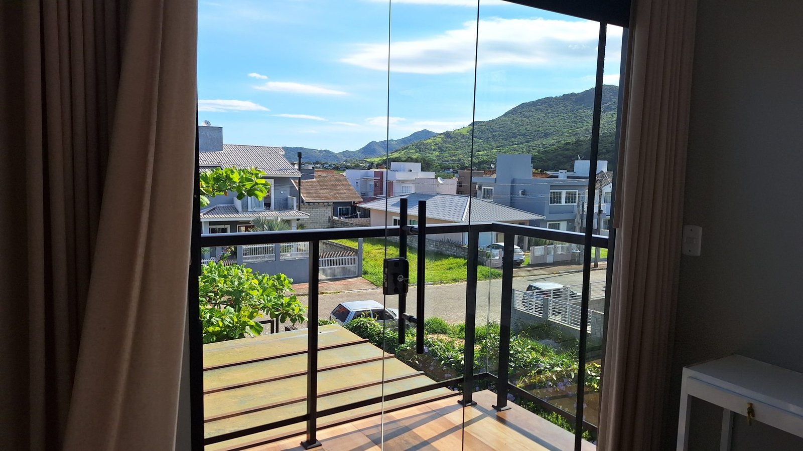 Casa à venda com 3 dormitórios – Garopaba SC