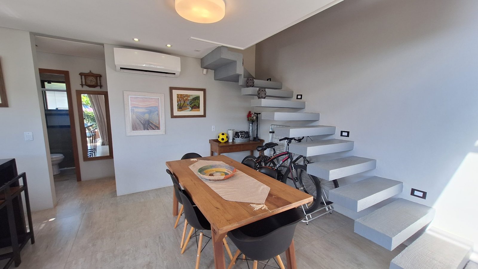 Casa à venda com 3 dormitórios – Garopaba SC
