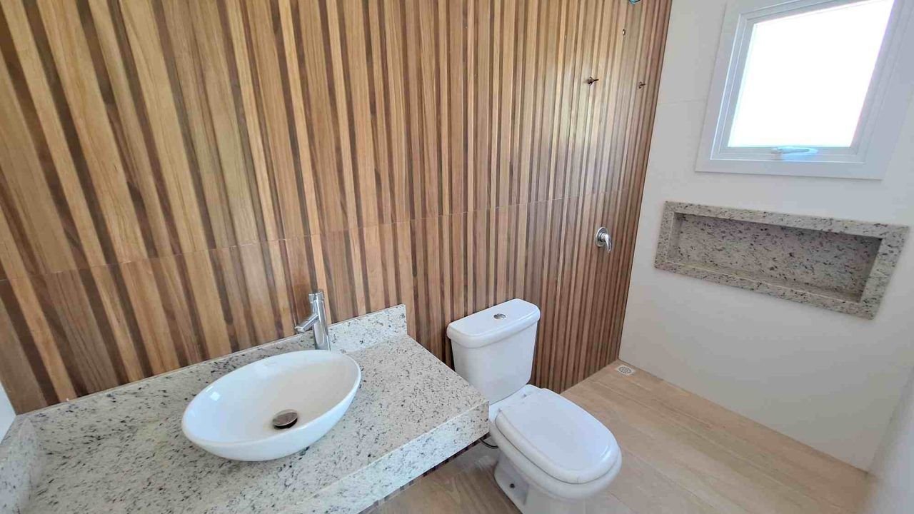 Casa em Garopaba com vista mar à venda!