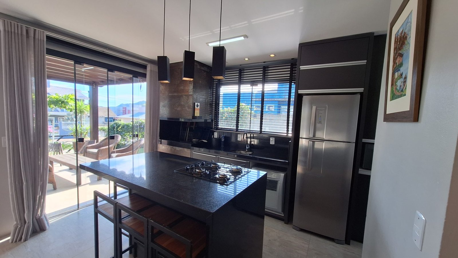 Casa à venda com 3 dormitórios – Garopaba SC