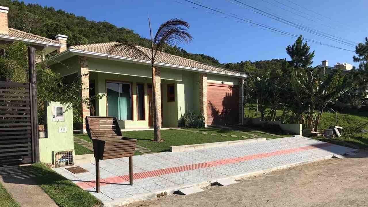 Casa à venda em Garopaba no Bairro Panorâmico em Garopaba/SC