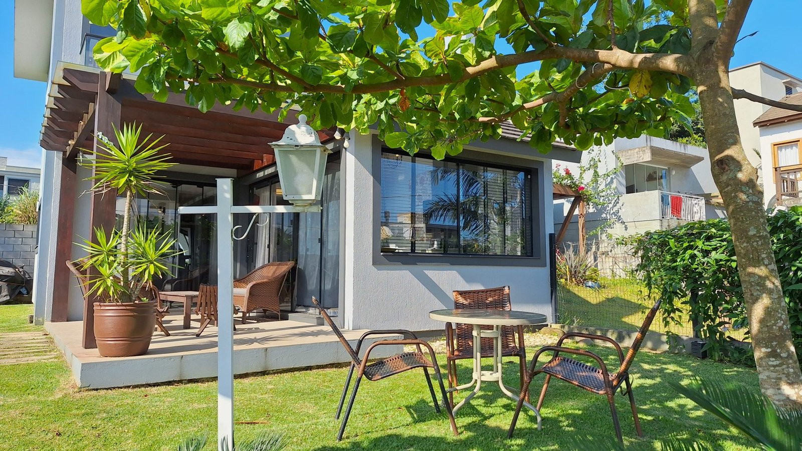 Casa à venda com 3 dormitórios – Garopaba SC