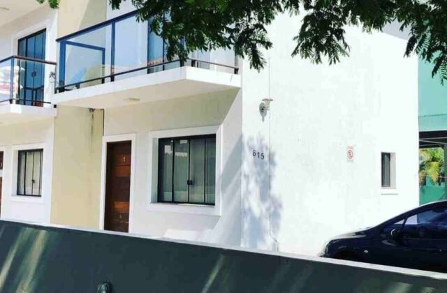 Casas 2 Quartos à venda no Centro, Garopaba — Sobrado A Venda Centro Garopaba 2 1