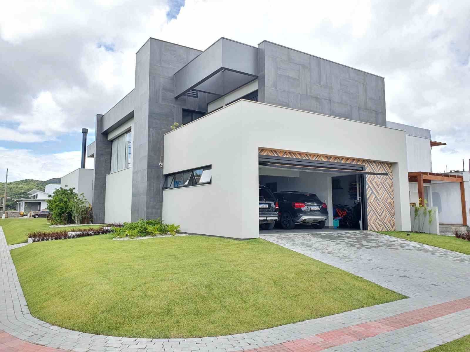 Casa de Alto padrão à venda em Garopaba (460m²)