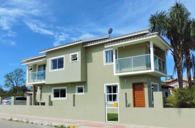 Casas 3 Suítes à venda no Centro, Garopaba — Casa Venda Centro De Garopaba Investimento Investidor 1 1