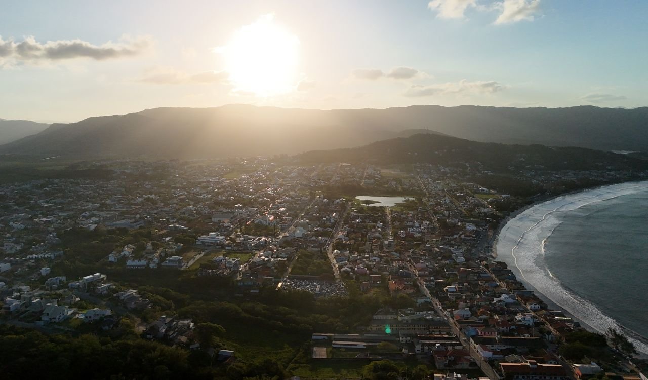 Investir em Garopaba: 3 bairros promissores