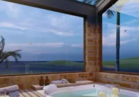 Hidromassagem com vista panorâmica para o exterior — Villagio di Scaline